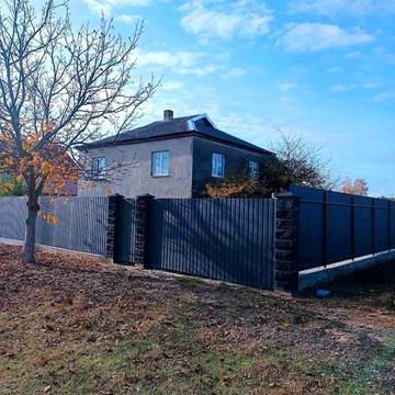 Продається шлакоблочний будинок в с.Рафалівка