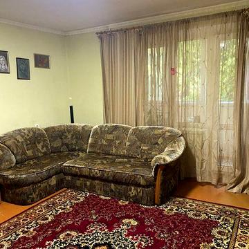 Продам 3 кімнатну квартиру на Польовій