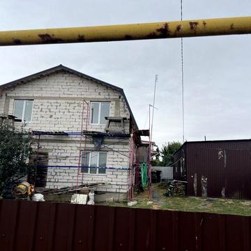 Продам навая коробка( село Светлое есть ангар для машины.)