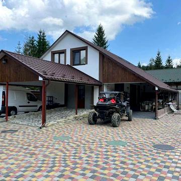 Продається затишний будинок з ремонтом. Буковель. Гори, ліс, річка.