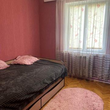 Трикімнатна квартира в м.Миронівка