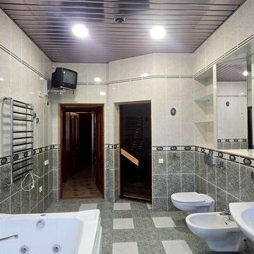 Оренда Квартири | 106 кв.м.| Сауна | Соломянський район