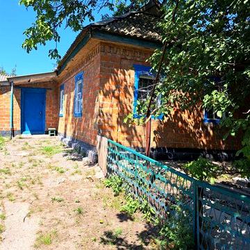 Будинок у передмісті Кременчука