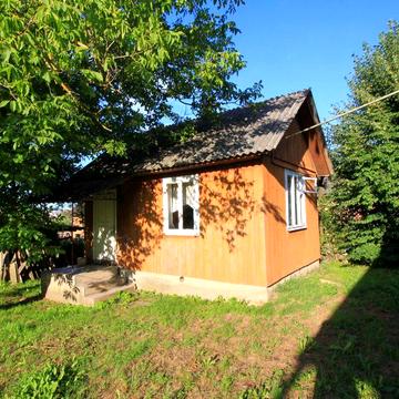 Продам будинок в центрі села