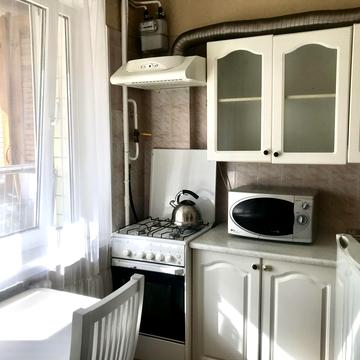 Велика Васильківська вул. (Червоноармійська), 94