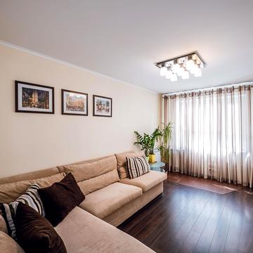 Володимира Івасюка просп. (Героїв Сталінграду), 49