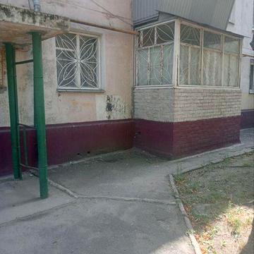 Продам 2х комнатную квартиру. 1/5,с балконом. ЖК ОСББ