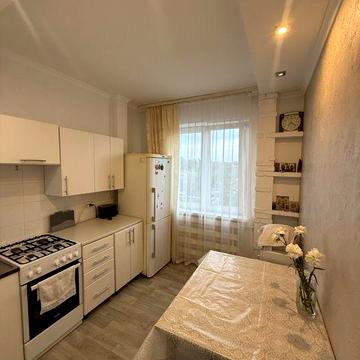 Продам 2 кім квартиру в Центрі міста. Поруч трц Гермес, Вега