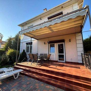 Продам дом с бассейном у моря в Совиньоне | 200 м², участок 5,6 соток.