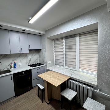 Кирилівська вул. (Фрунзе), 129