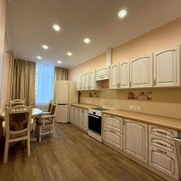 Аркадійське плато вул. (Гагаринське плато), 9
