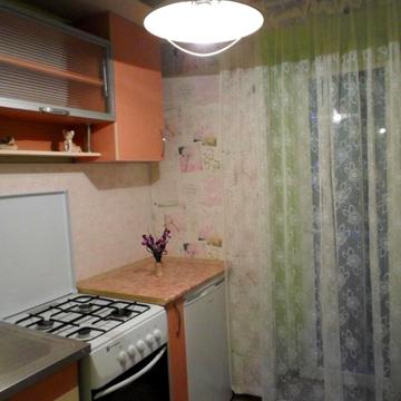 Наукова вул., 90