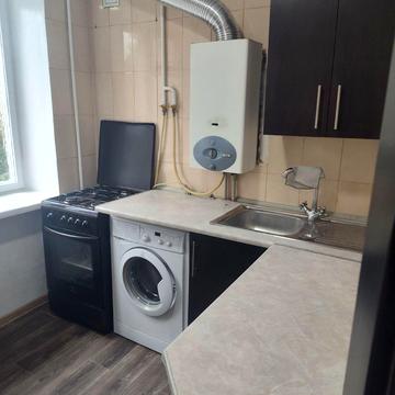 Степана Бандери вул., 60