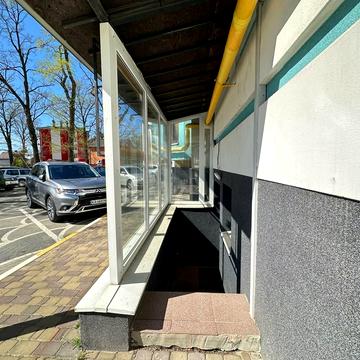 Українська вул., 83б