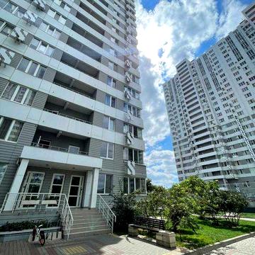 Продам 1-кімнатну квартиру з ремонтом у ЖК Альтаїр Люстдорфська дорога
