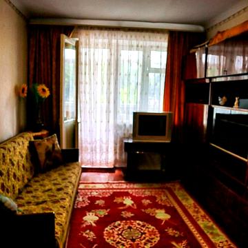 Чорновола вул., 106