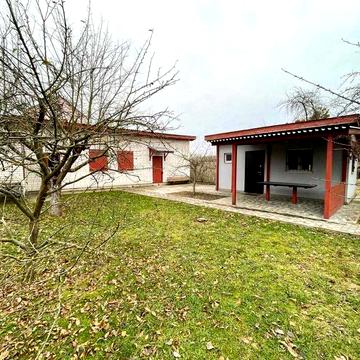 Продаж будинку з чудовою локацією та газом | всього 5 хв до Києва