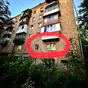 Продам двокімнатну квартиру ,м.Берестейська. ВЛАСНИК