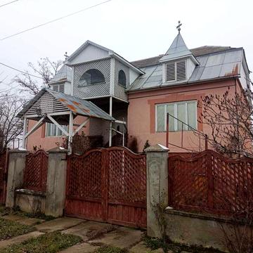 ПРОДАЖ 3 кімнатного 2 поверхового будинку 173 кв.м. у житловому стані!