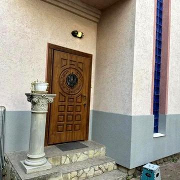 Івана Огієнка вул. (), 10