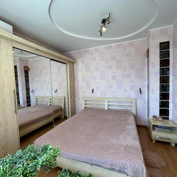 Миколи Голего вул. (Лебедєва-Кумача), 5