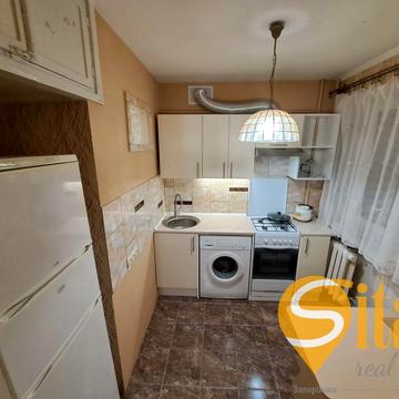 Полякова вул., 5