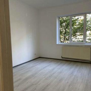 Продаж 1кім квартири в центрі