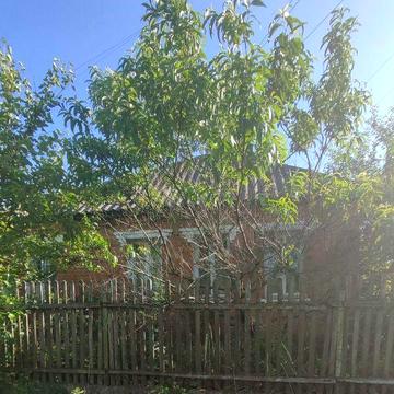 Продаётся два дома в одном дворе 7000 € / Недвижимость
