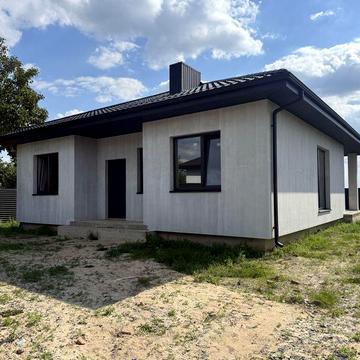 Терміновий продаж будинку в Боратині, з асфальтовим доїздом!
