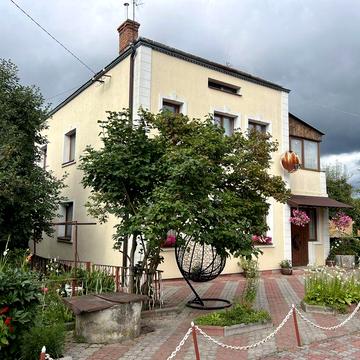 Гарний просторий будинок с.Великі Грибовичі