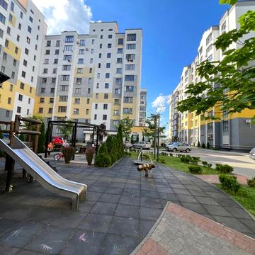 Олександра Довженка вул., 59