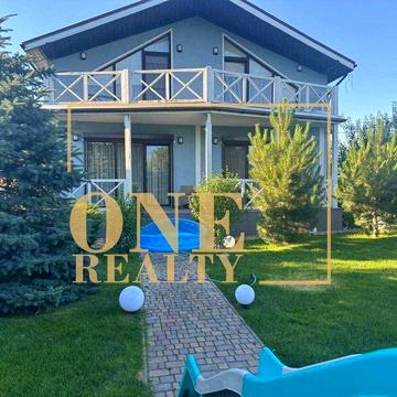 Продаж 3 поверх будинку з ландшафтним дизайном в с. Щасливе БЕЗ%%%