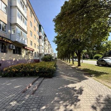 Продаж 3-кімнатної, проспект Свободи, район зупинки Вадима Пугачова,