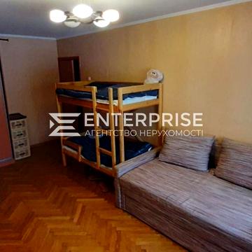 Продаж 3к квартири, вул. Івана Виговского, Сирець