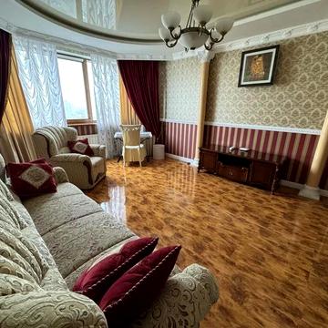Бориса Гмирі вул., 8-Б