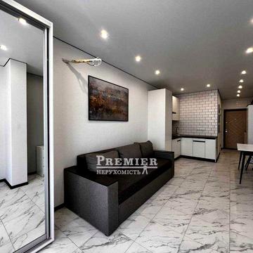 Квартира з ремонтом і меблями на Таїрова