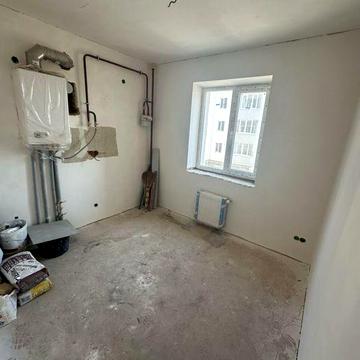 Продаж квартири з стяжкою та штукатуркою!