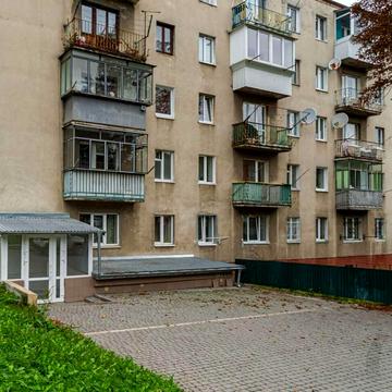 Зелена вул., 111