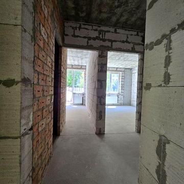 Продам 1-кімнатну квартиру з балконом в новому будинку ЖК Зодіак