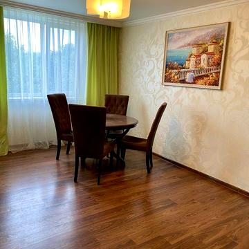 Продам 3 к квартира метро Студенческая Салтовка Тракторостроителей 134