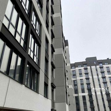 2 кімнатна квартира готова до ремонту .м-р. Бам
