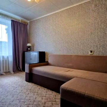 Академіка Заболотного вул., 18