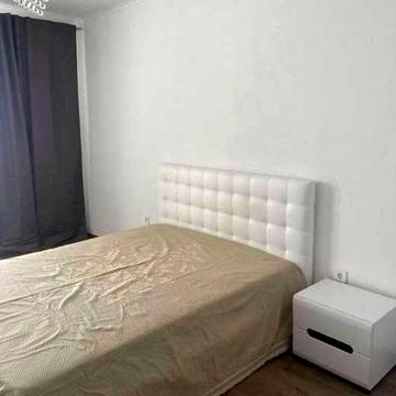 Оренда 2к квартири на вул. Академіка Заболотного, 15Л