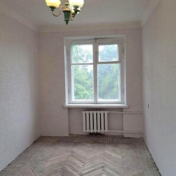 Продаж 3 кімнатної квартири,сталінка Дарницький рн, Привокзальна