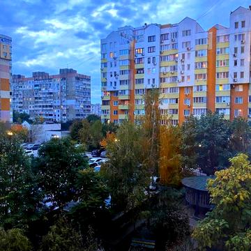 Сахарова, 40