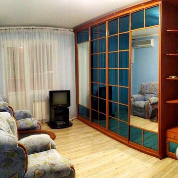 Здам 1-кімнатну Троєщина, Лісківська вул, ремонт, кухня 13,5 м2