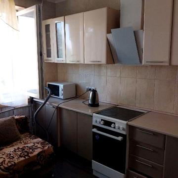 Сдам квартиру/ 34 Жемчужина/ Бассейная 6а/ЖД Привоз