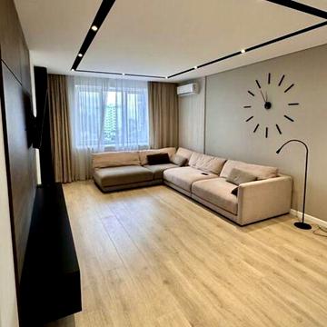 Продаж 2-кім. квартири в. Жасминова