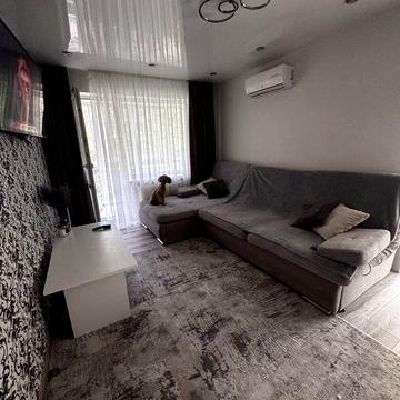 Теплий сімейний куточок — 3-кімнатна квартира в зручному районі