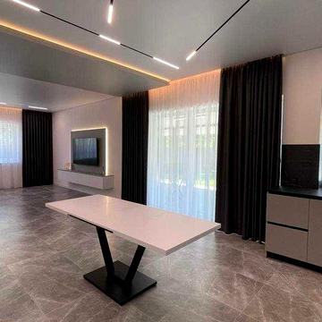 Продам дом с бассейном и новым ремонтом в Новоалександровке!